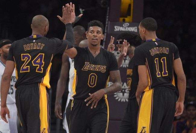 某前锋适合 某前锋适合